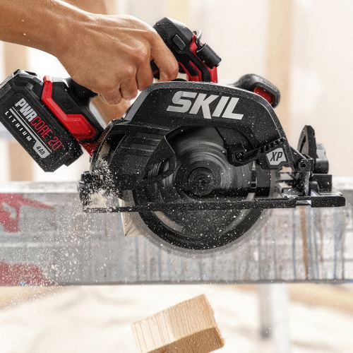 Комплект: Аккумуляторная циркулярная пила SKIL CR5440,ЗУ SKIL QC5360 (6А) и АКБ SKIL BY5196 (4Ач)